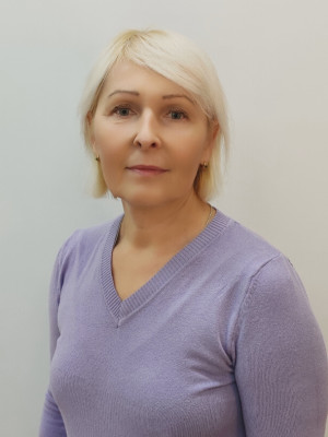 Воспитатель высшей категории Плескачева Лариса Ростиславовна